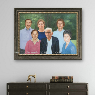 صور زيتية مخصصة للعائلة لتزيين خزانة العرض الجانبي
